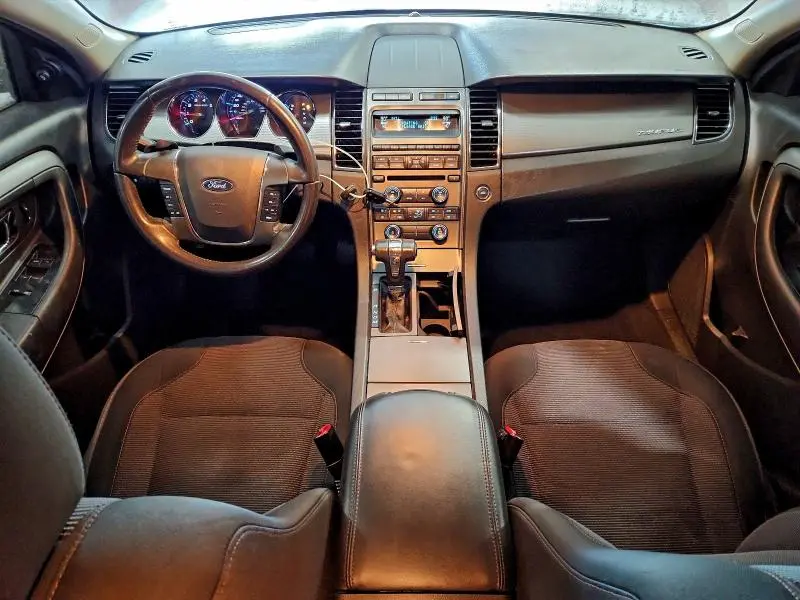 2011 FORD TAURUS SEL  