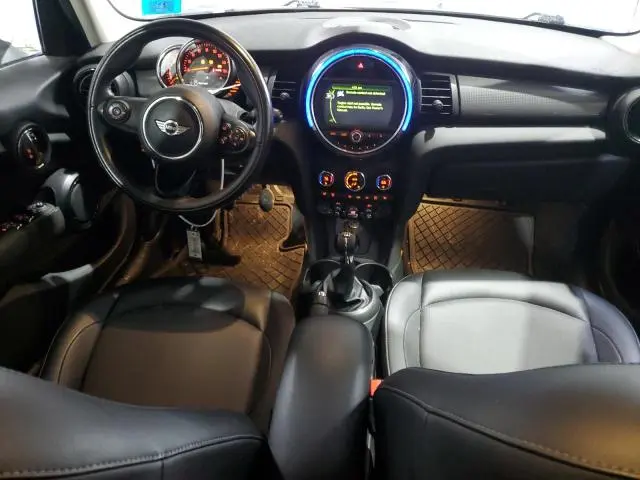 2017 MINI COOPER 