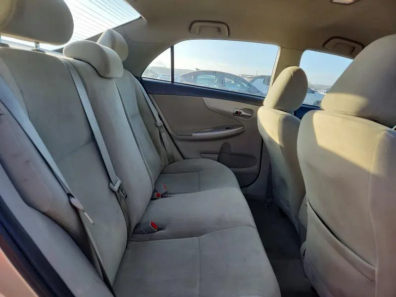 2012 TOYOTA COROLLA LE  