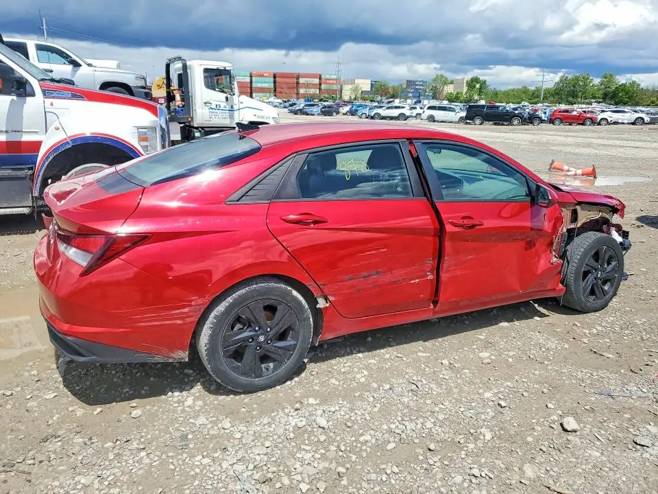 2021 HYUNDAI ELANTRA SEL  