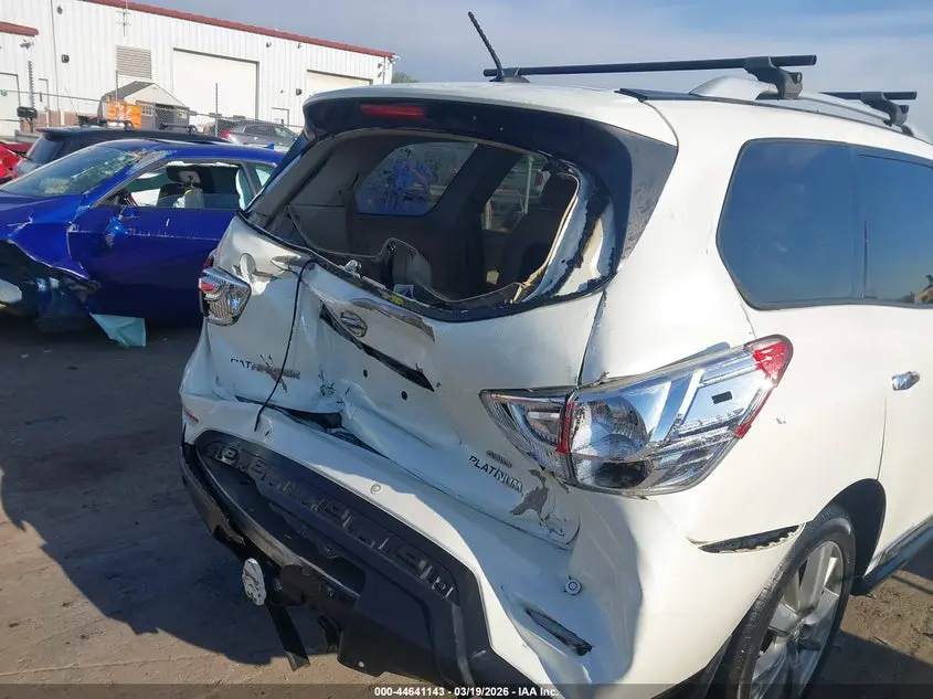 2016 NISSAN PATHFINDER PLATINUM