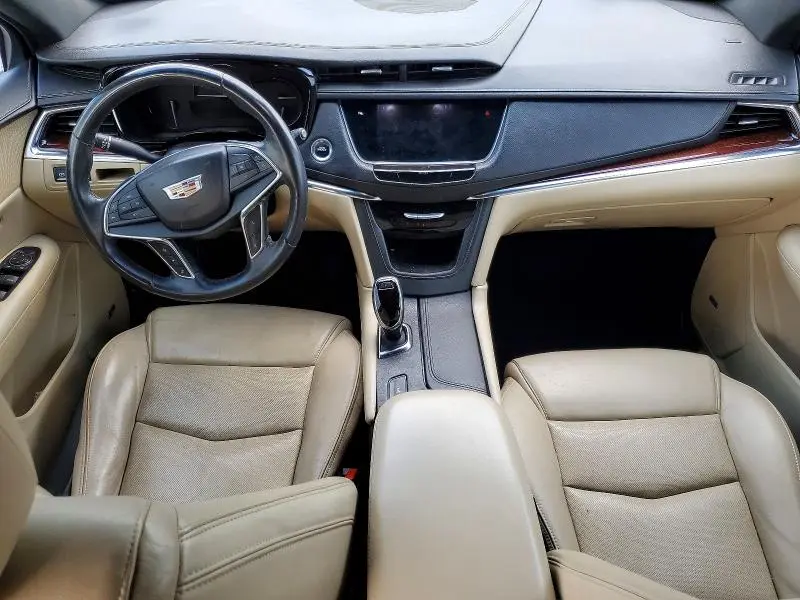 2018 CADILLAC XT5 LUXURY  