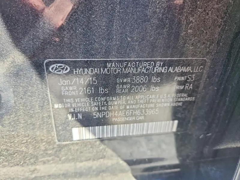 2015 HYUNDAI ELANTRA SE  