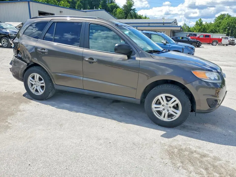 2012 HYUNDAI SANTA FE GLS  