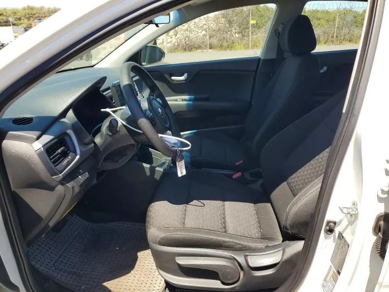 2020 KIA RIO LX  
