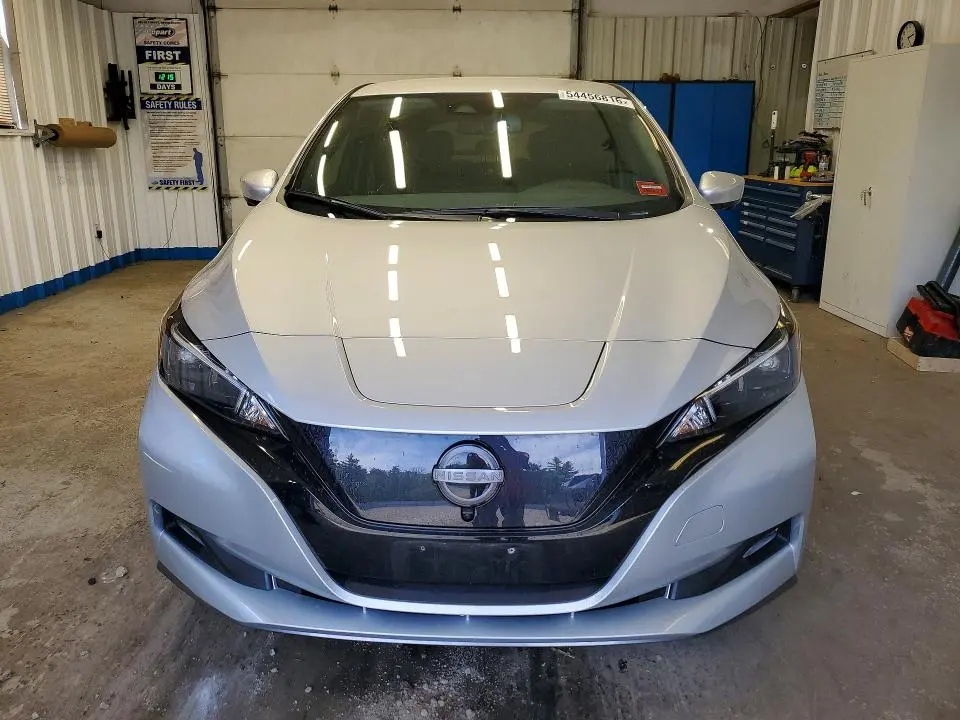2024 NISSAN LEAF SV PLUS  
