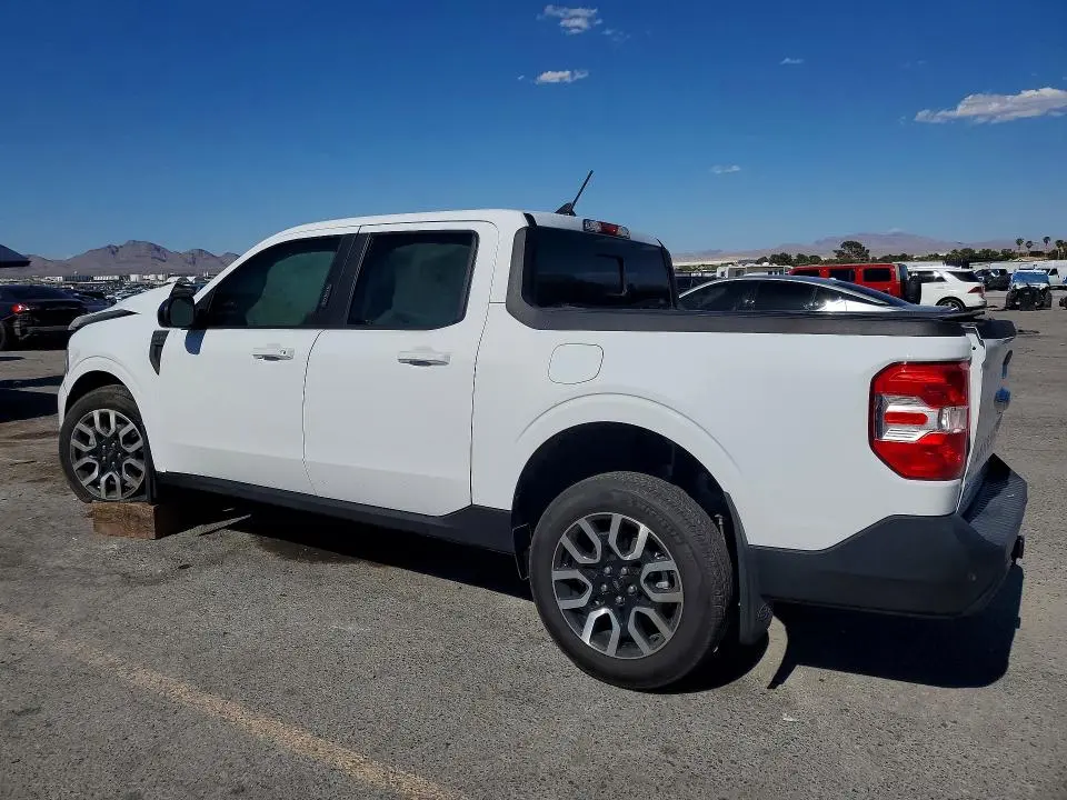 2024 FORD MAVERICK LARIAT  