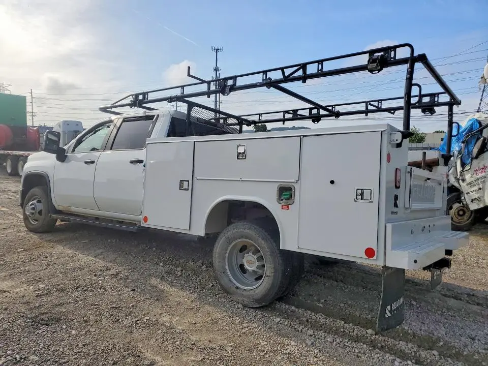 2024 CHEVROLET SILVERADO C3500  
