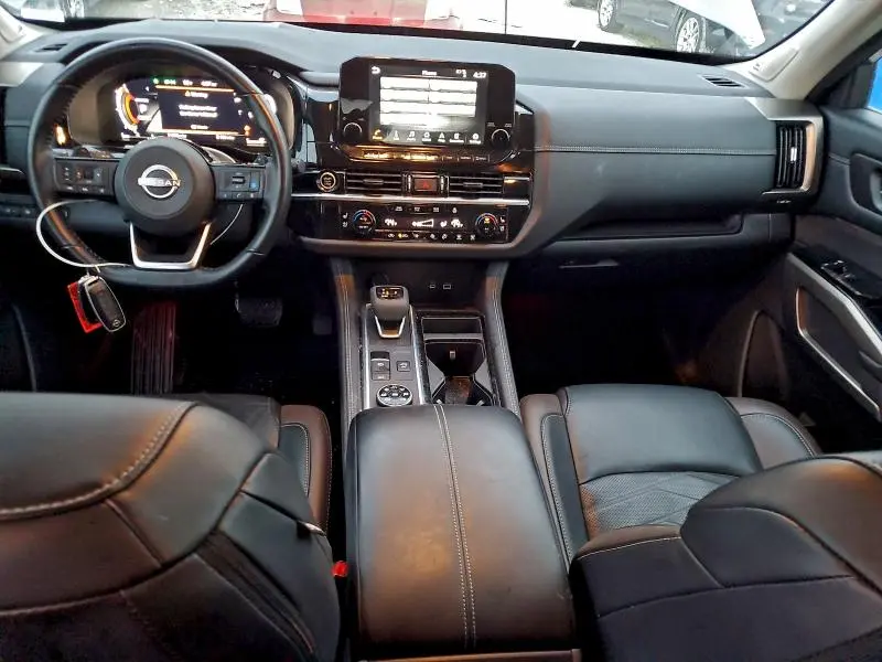 2023 NISSAN PATHFINDER PLATINUM  