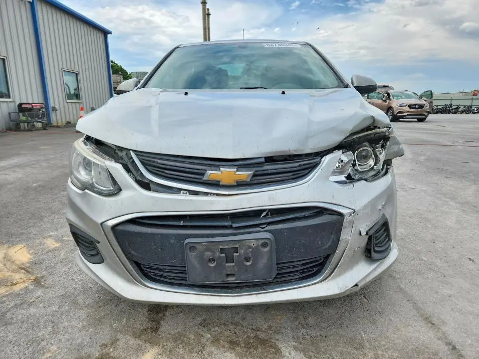 2018 CHEVROLET SONIC LT  