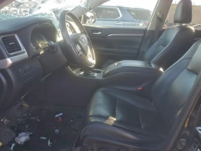 2019 TOYOTA HIGHLANDER LIMITED  