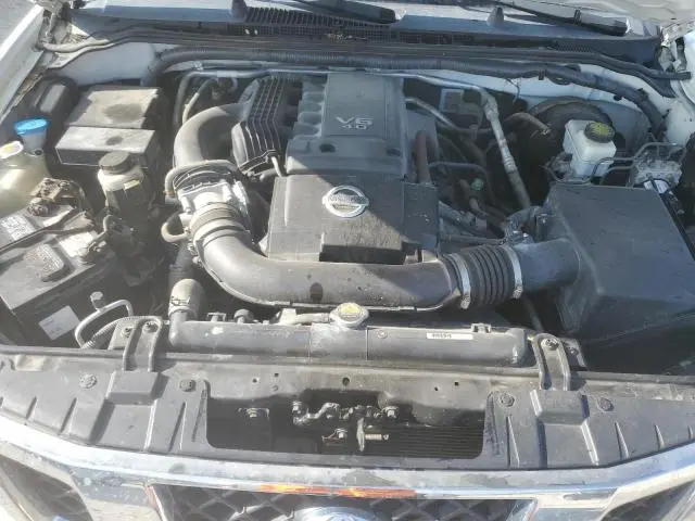 2013 NISSAN FRONTIER SV  