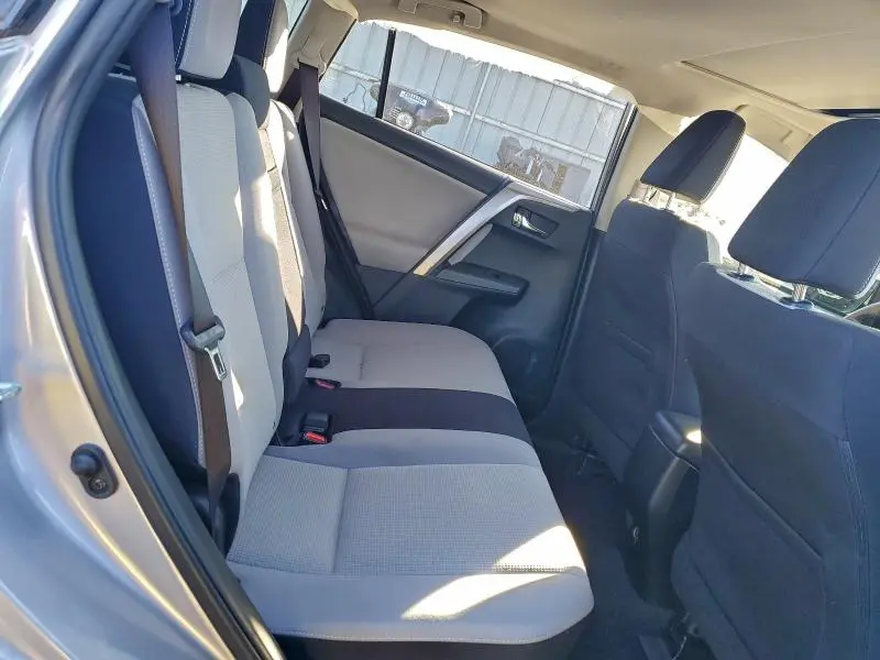 2017 TOYOTA RAV4 HV LE  