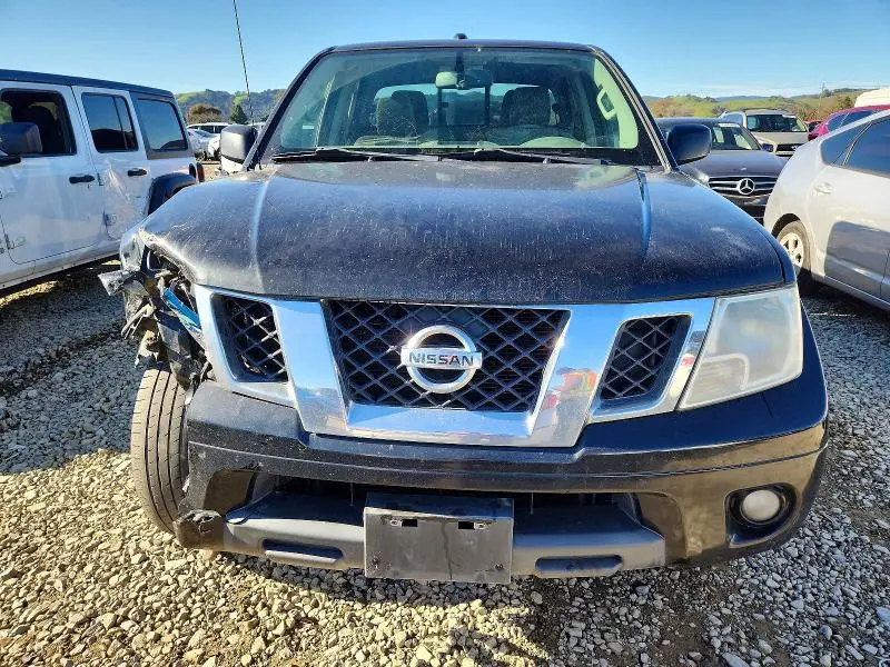 2016 NISSAN FRONTIER S  
