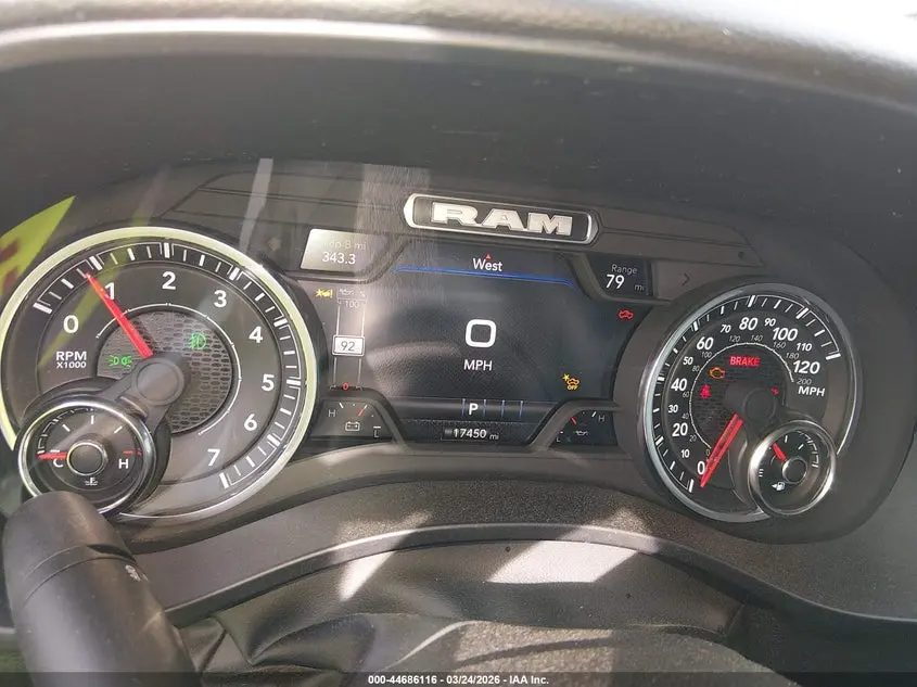 2025 RAM 1500 BIG HORN  4X4 5'7 BOX