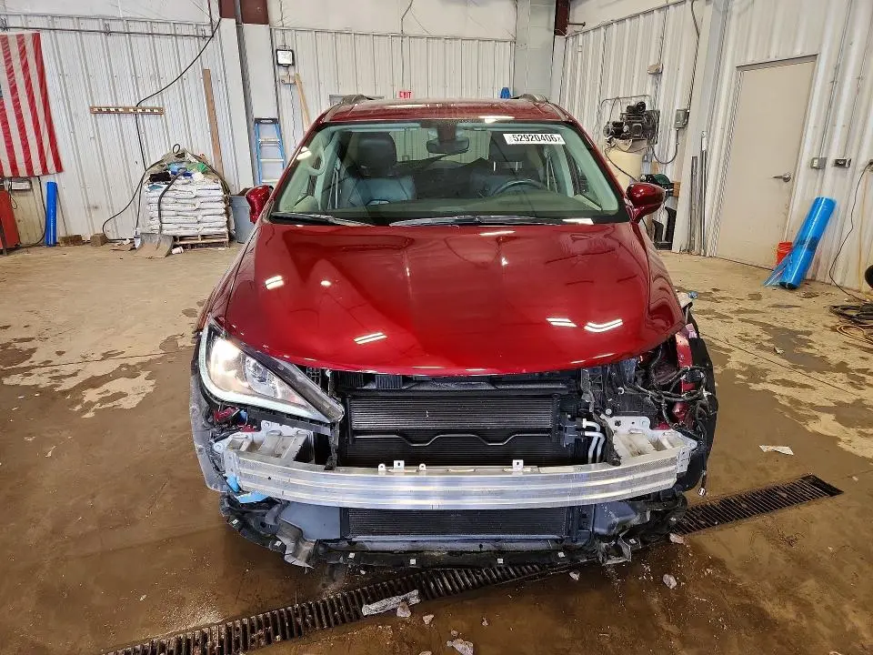 2017 CHRYSLER PACIFICA TOURING L  