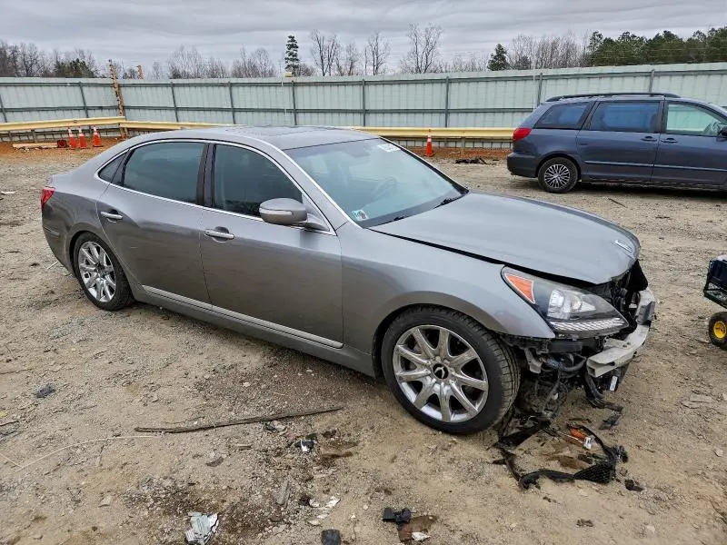 2013 HYUNDAI EQUUS SIGNATURE  