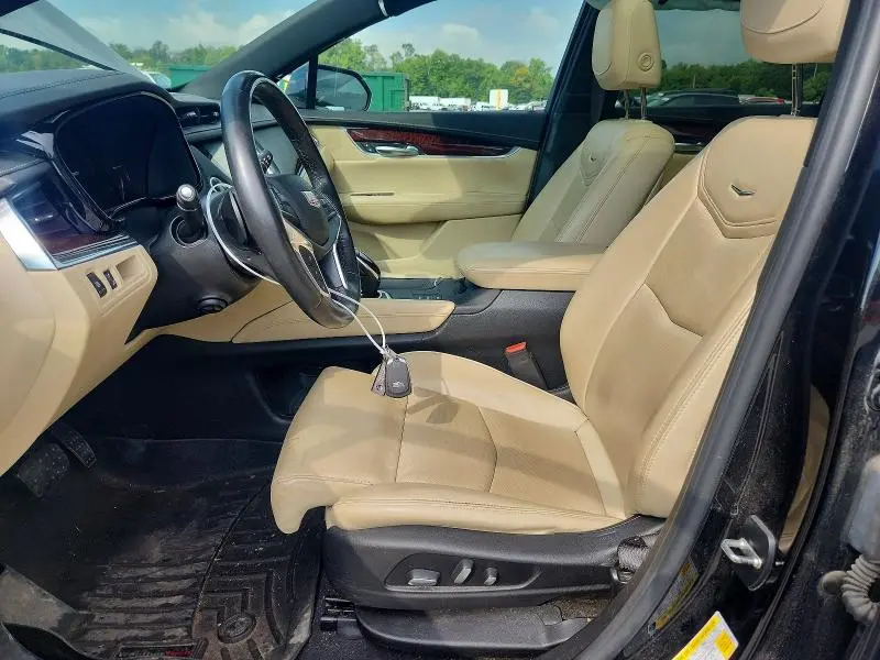 2017 CADILLAC XT5 PREMIUM LUXURY  