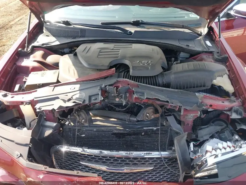 2015 CHRYSLER 300C AWD