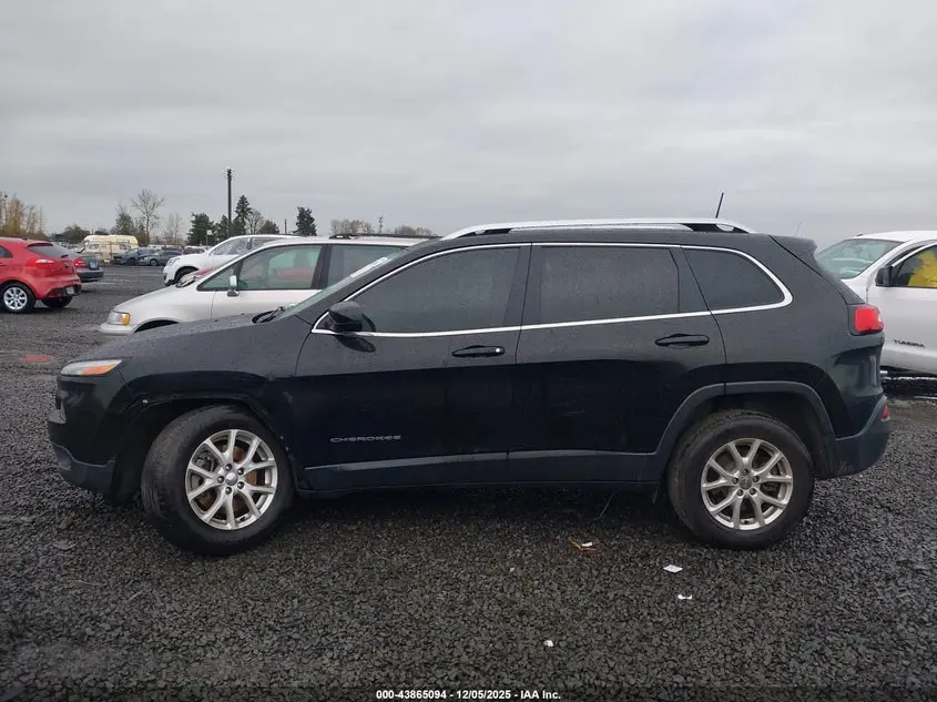 2017 JEEP CHEROKEE LATITUDE 4X4