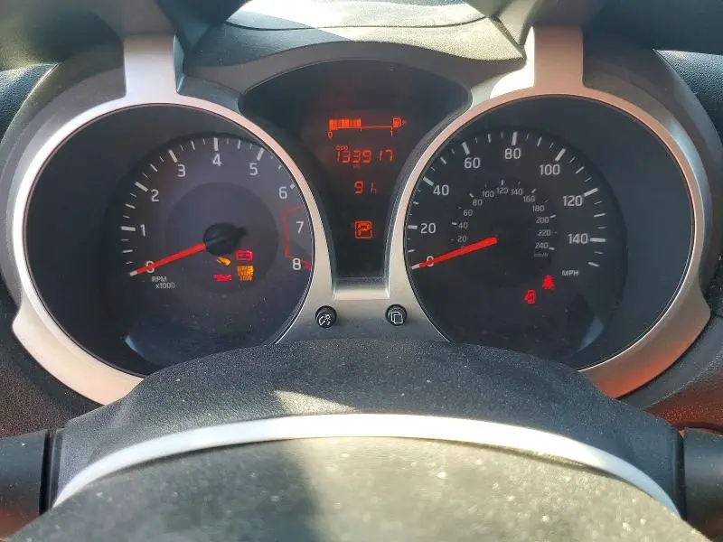 2016 NISSAN JUKE S  