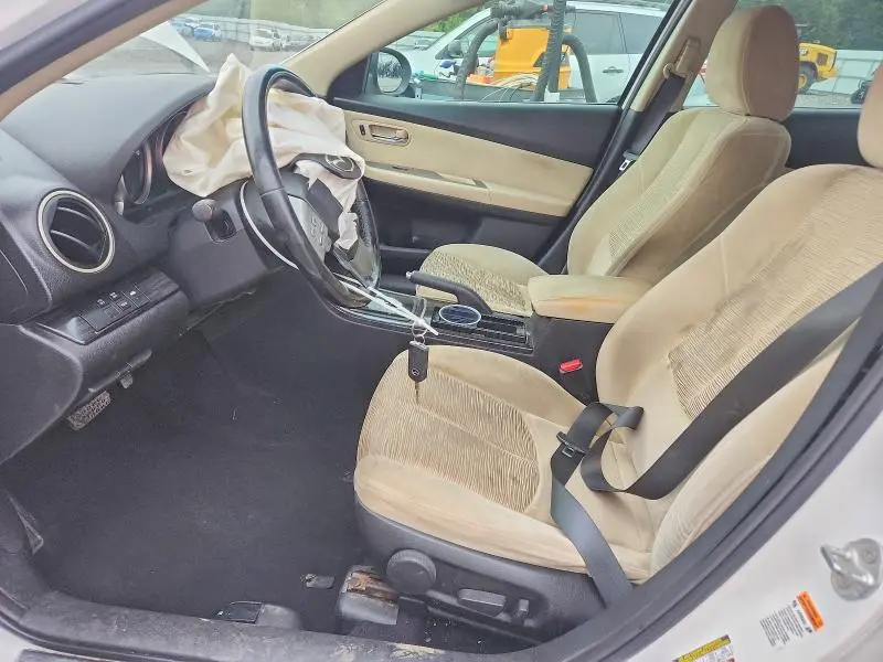 2010 MAZDA 6 I  