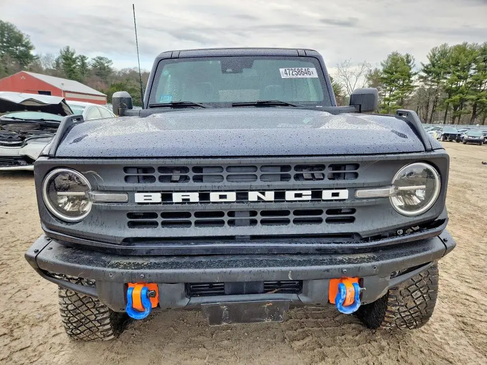 2021 FORD BRONCO BASE  