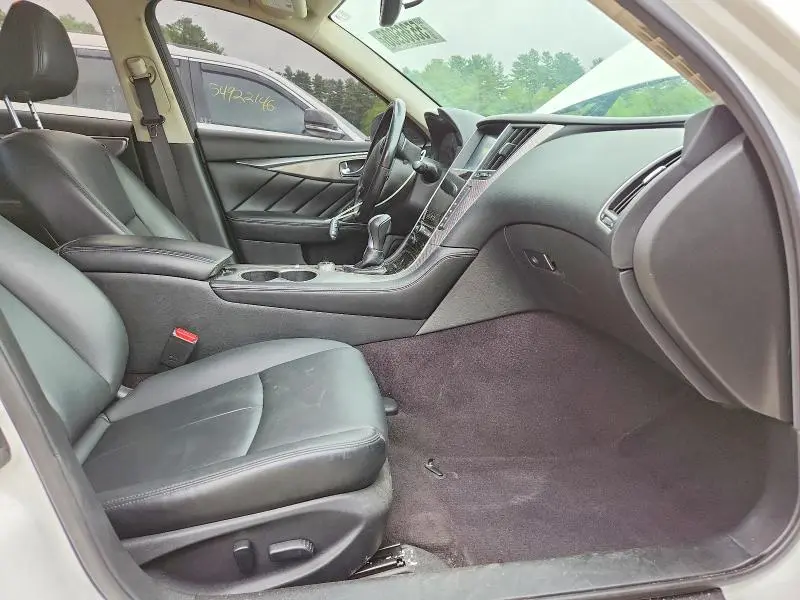 2015 INFINITI Q50 PREMIUM  