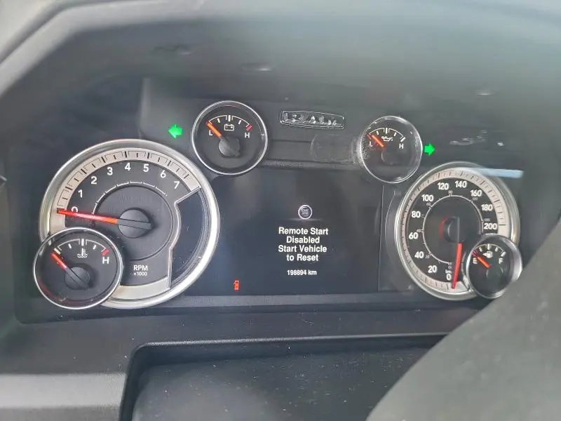 2013 RAM 1500 SLT  