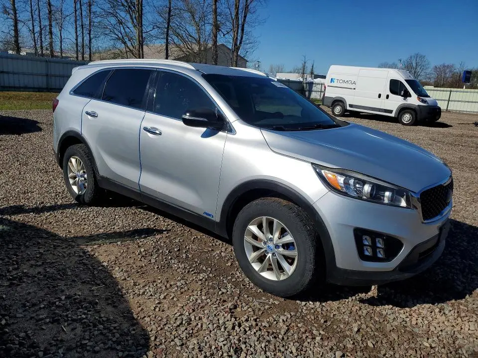 2016 KIA SORENTO LX  