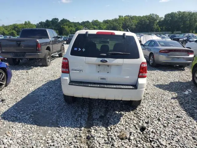 2012 FORD ESCAPE XLT  