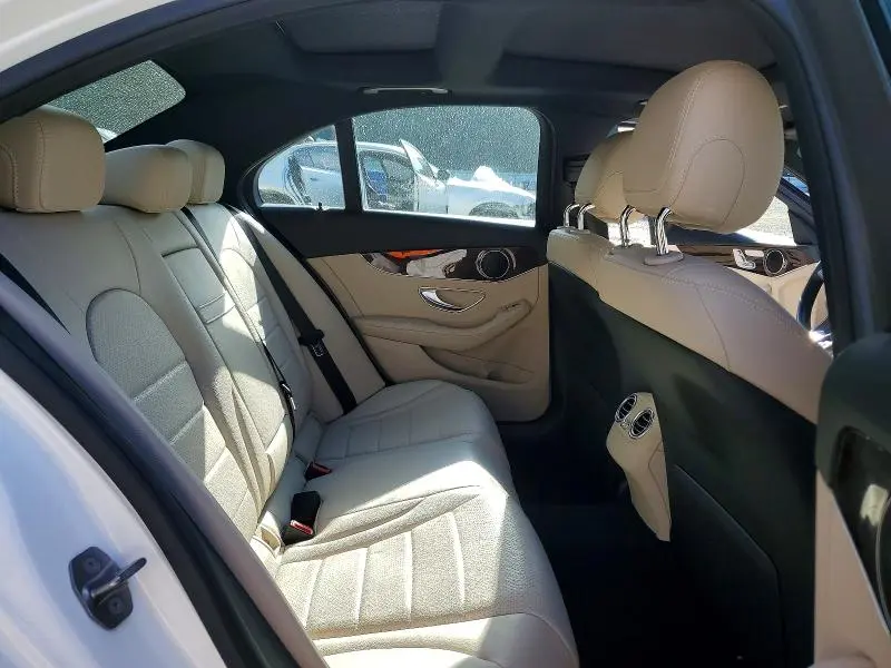 2018 MERCEDES-BENZ C 300  