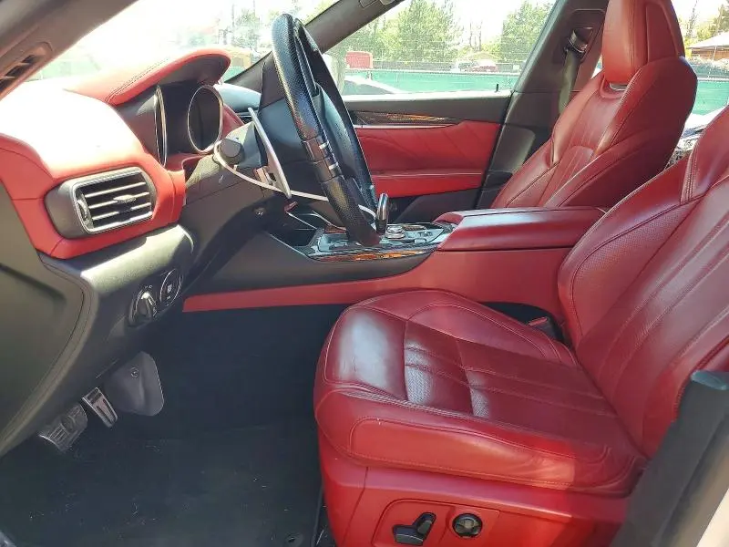 2019 MASERATI LEVANTE S SPORT  