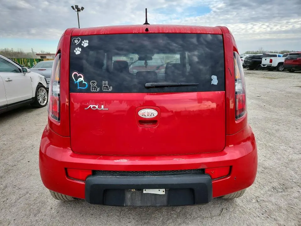 2010 KIA SOUL +  