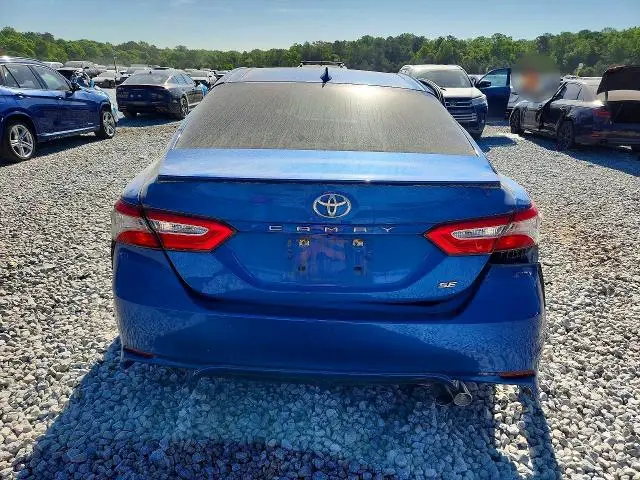 2019 TOYOTA CAMRY SE  