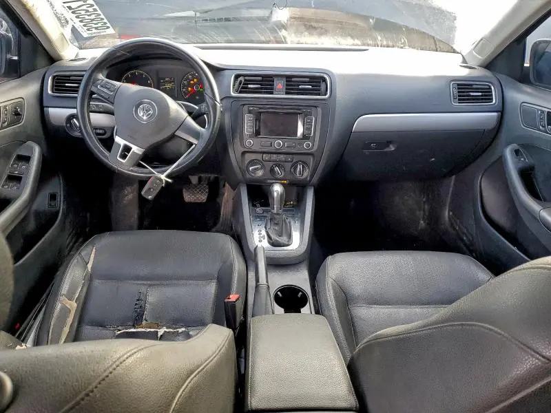 2011 VOLKSWAGEN JETTA SEL  