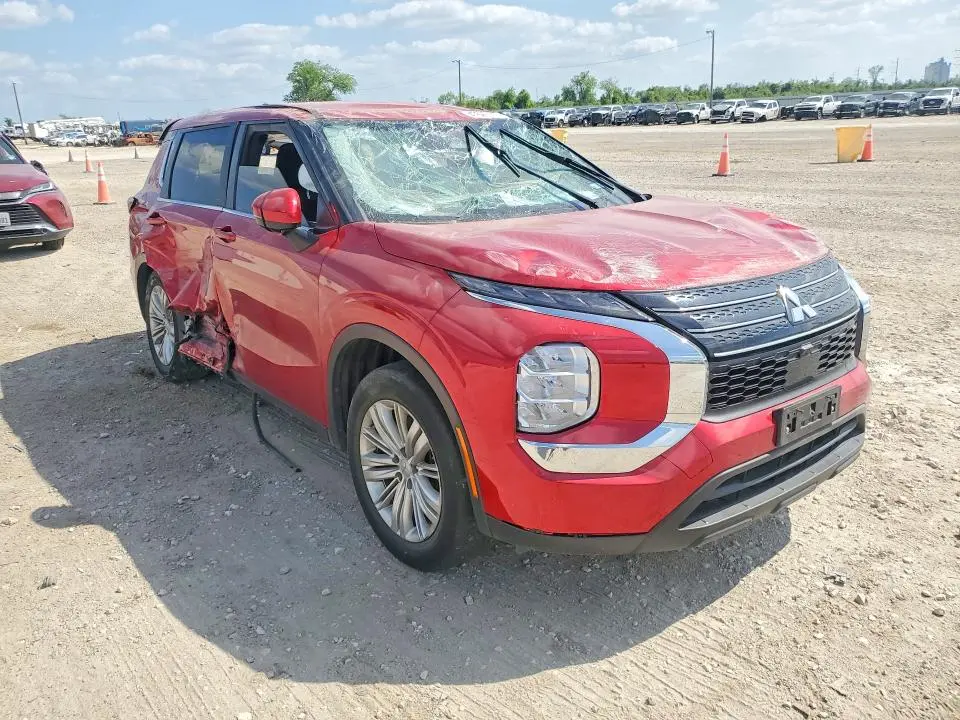 2024 MITSUBISHI OUTLANDER ES  