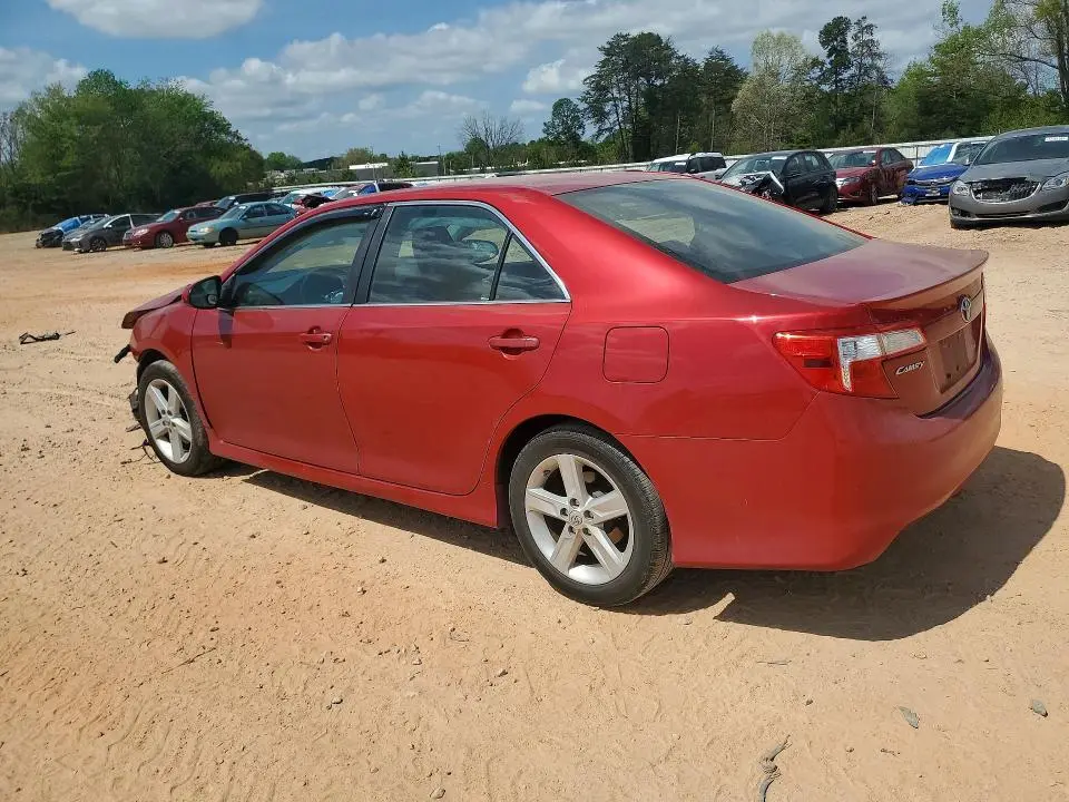 2013 TOYOTA CAMRY SE  