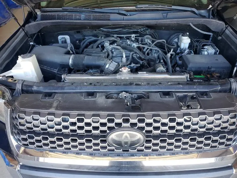 2018 TOYOTA TUNDRA SR5  