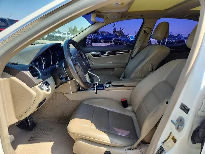 2012 MERCEDES-BENZ C 250  
