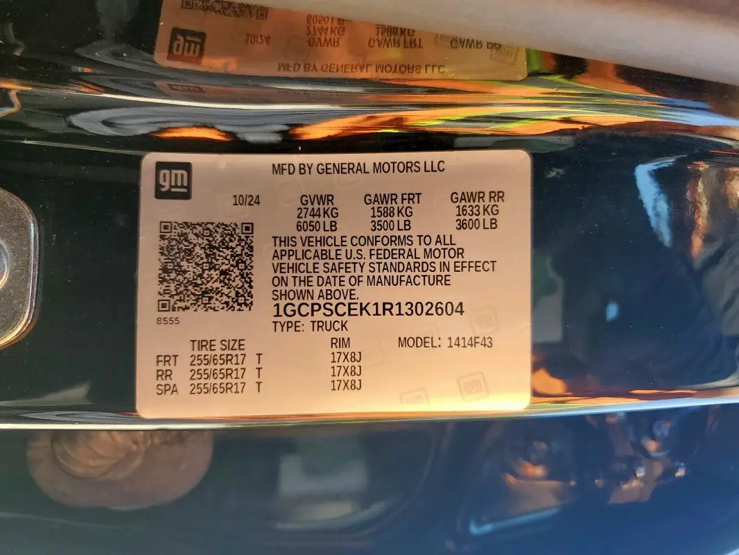 2024 CHEVROLET COLORADO LT  