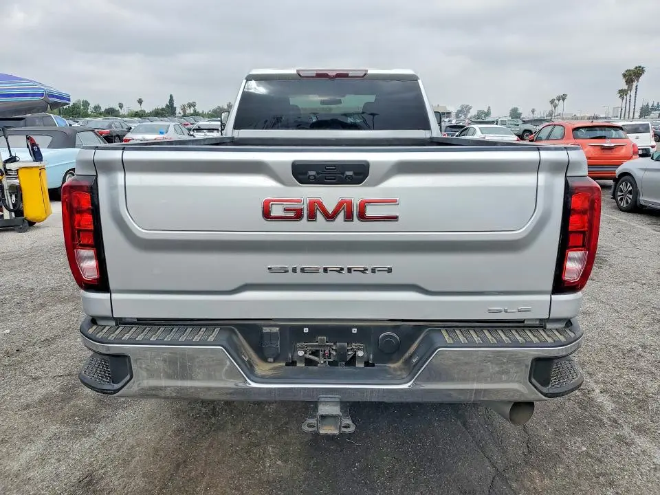 2023 GMC SIERRA K2500 SLE  