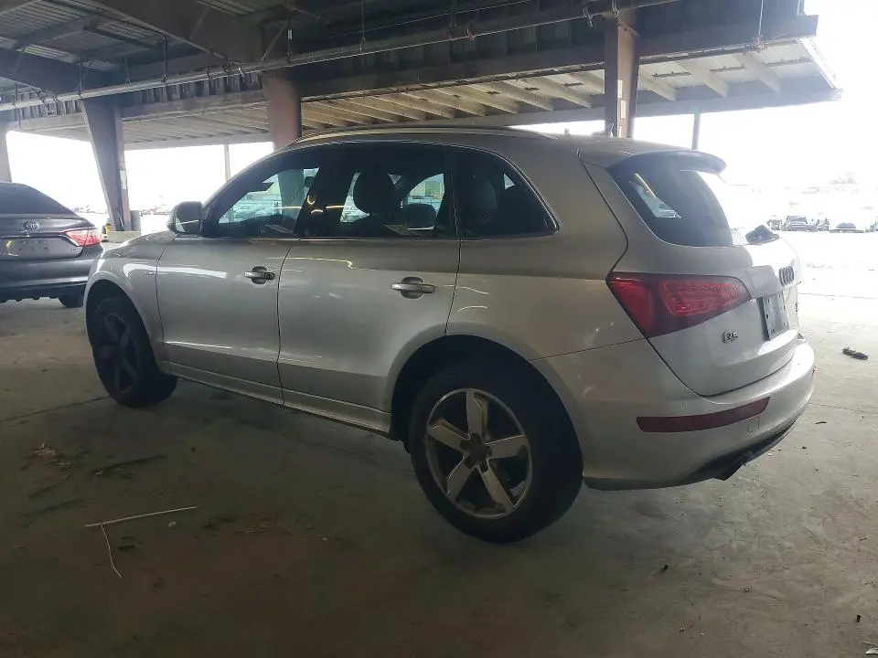 2011 AUDI Q5 PREMIUM PLUS  
