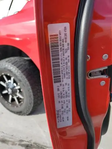 2019 RAM 1500 CLASSIC SLT