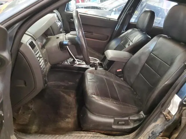 2010 FORD ESCAPE LIMITED  