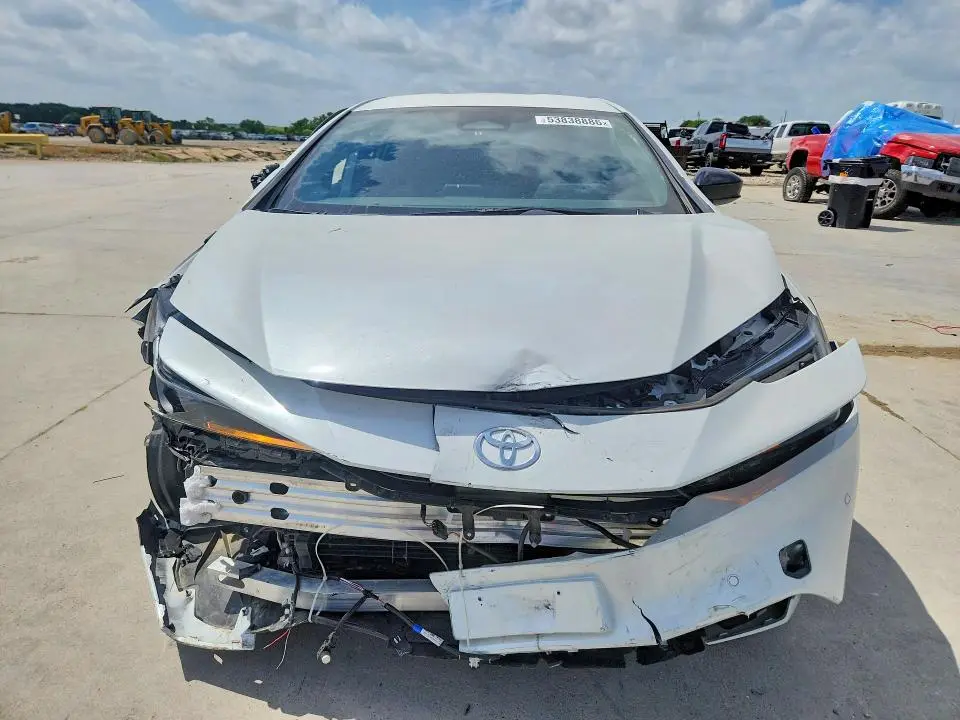 2025 TOYOTA PRIUS LE  