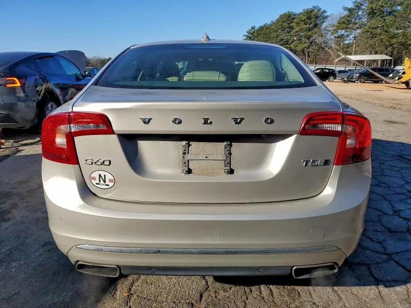 2018 VOLVO S60 PLATINUM  