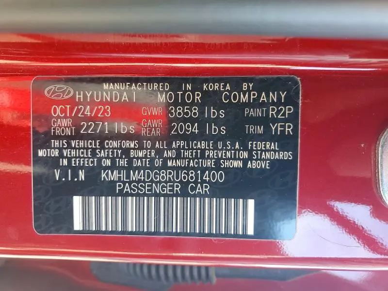 2024 HYUNDAI ELANTRA SEL  