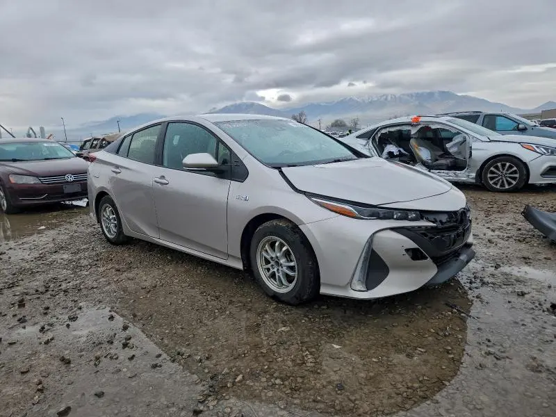 2021 TOYOTA PRIUS PRIME LE  