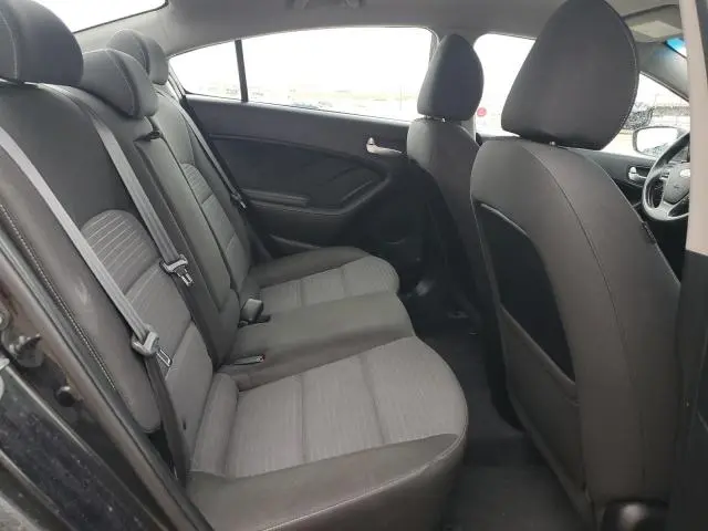 2018 KIA FORTE LX  